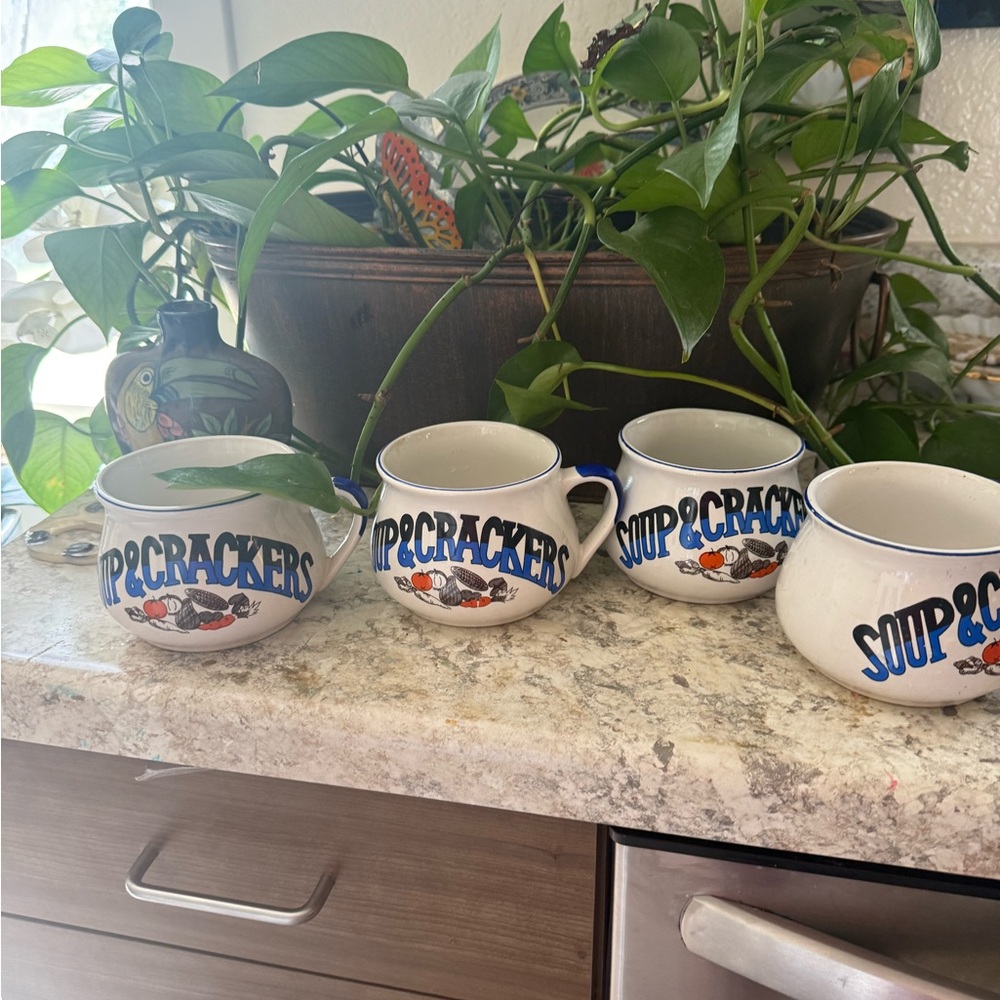 Retro  White Soup & Crackers Mug Set retro like new set of four love. Rare find